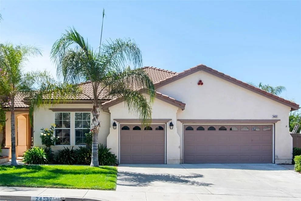 Unit for sale at 24031 Esmeralda Court, Wildomar, CA 92595