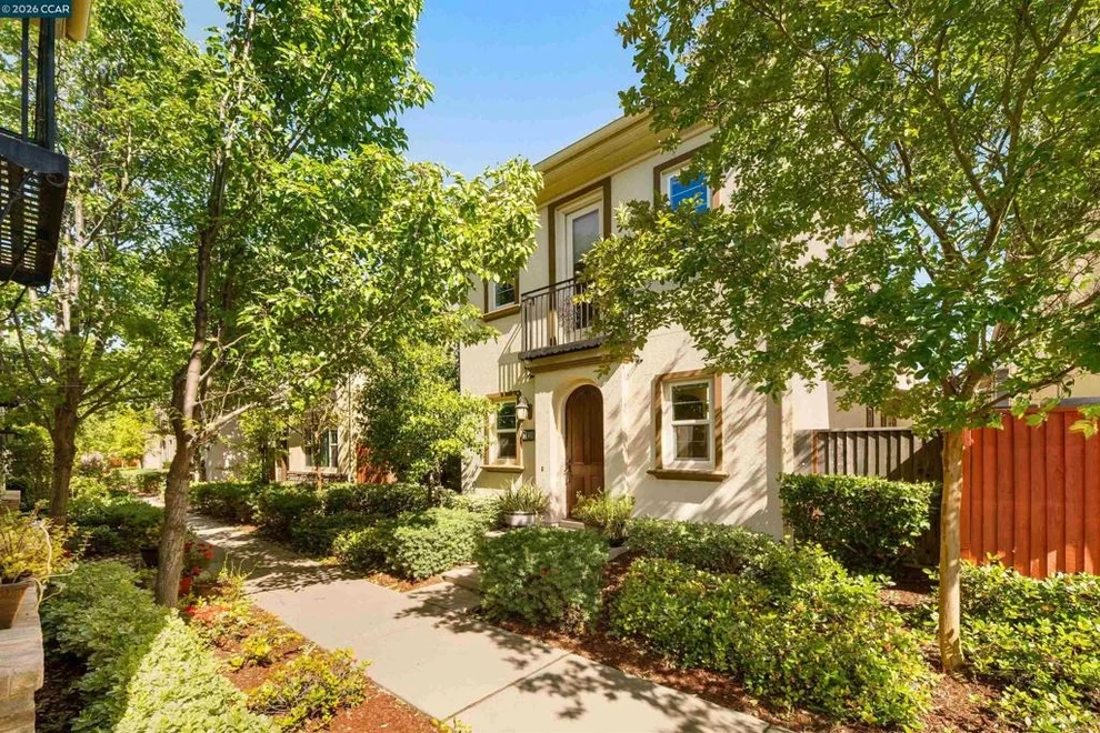 Unit for sale at 2026 Poinsettia St, San Ramon, CA 94582