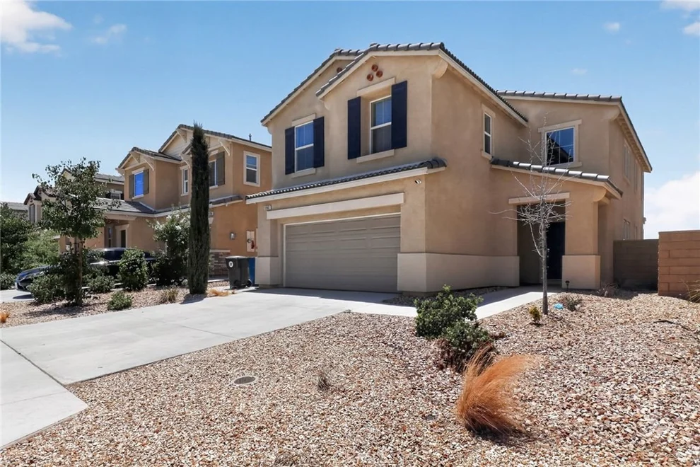 Unit for sale at 12892 Claremore, Victorville, CA 92392