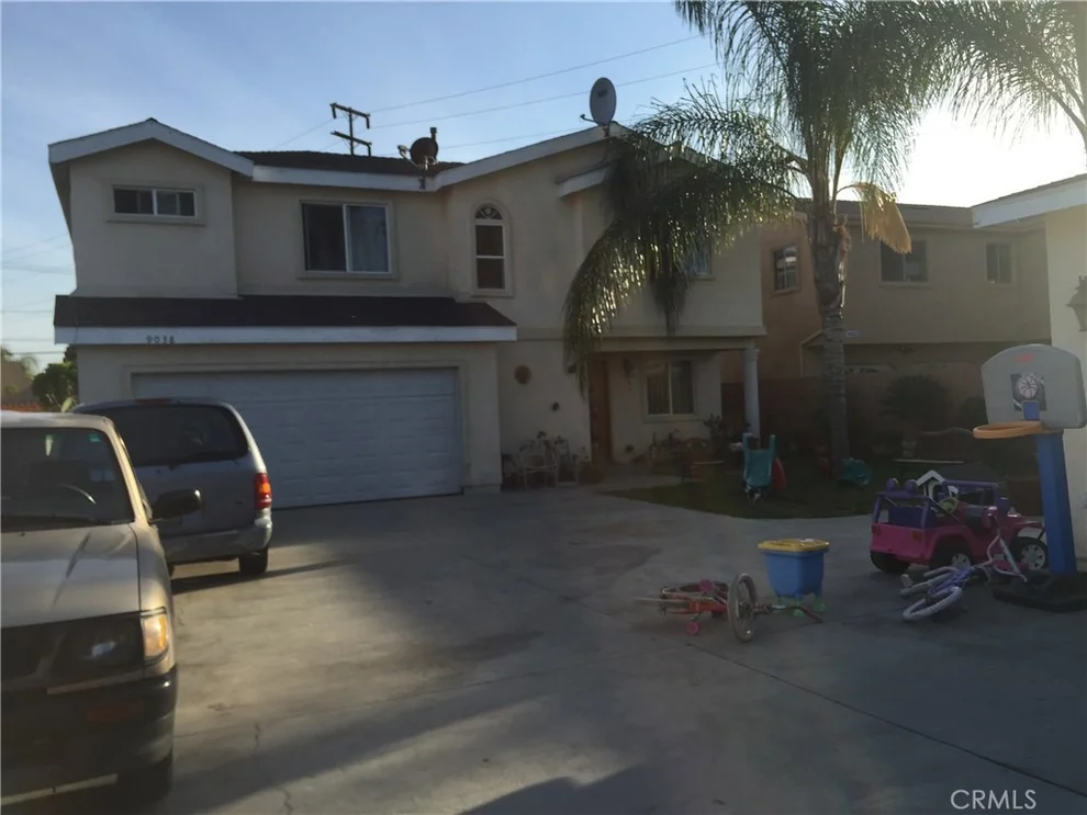 Unit for sale at 9036 9038 Iowa Street, Downey, CA 90241