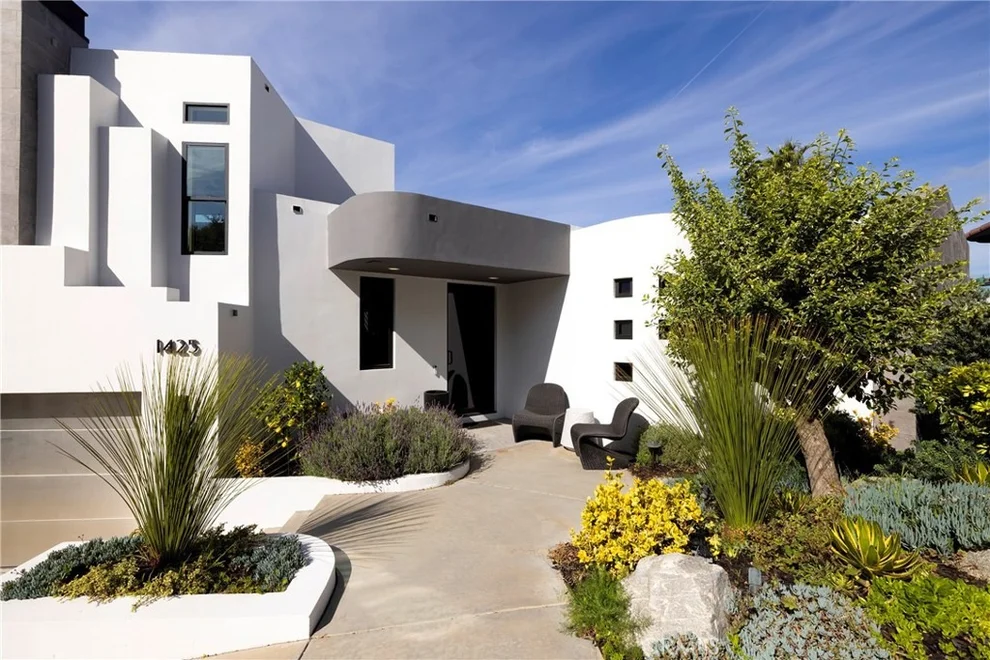 Unit for sale at 1425 Skyline Drive, Laguna Beach, CA 92651