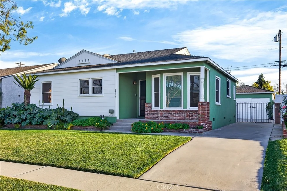Unit for sale at 3202 Eckleson Street, Lakewood, CA 90712