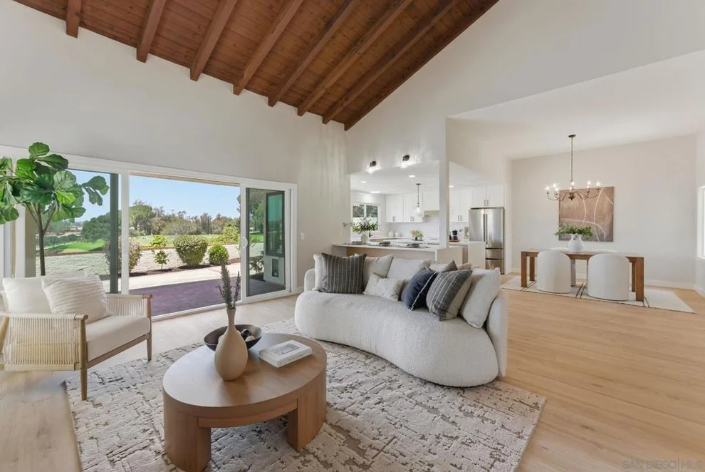 Unit for sale at 17656 Caminito Hercuba, San Diego, CA 92128