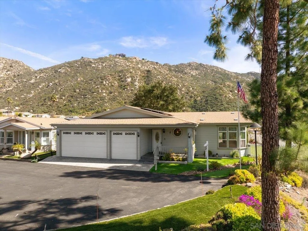 Unit for sale at 8975 Lawrence Welk Dr, Escondido, CA 92026