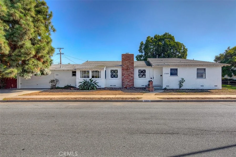 Unit for sale at 15404 S Saint Andrews Place, Gardena, CA 90249