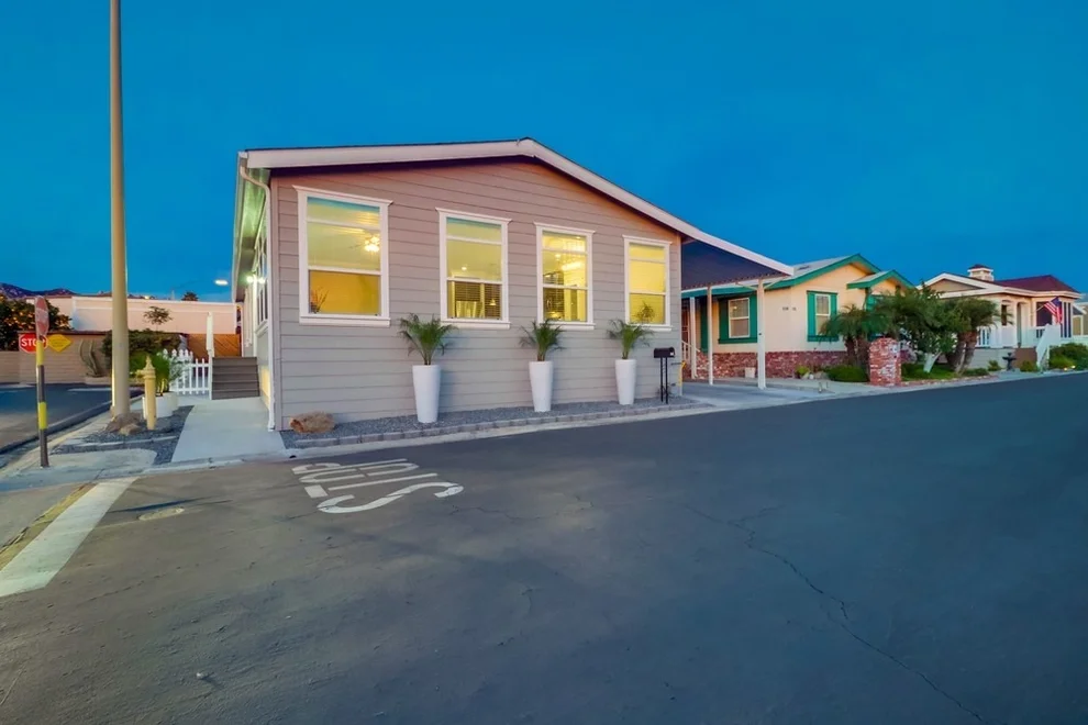 Unit for sale at 1401 El Norte Pkwy, San Marcos, CA 92069