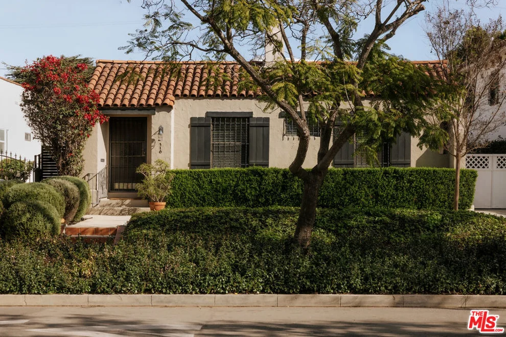 Unit for sale at 516 N Bronson Avenue, Los Angeles, CA 90004