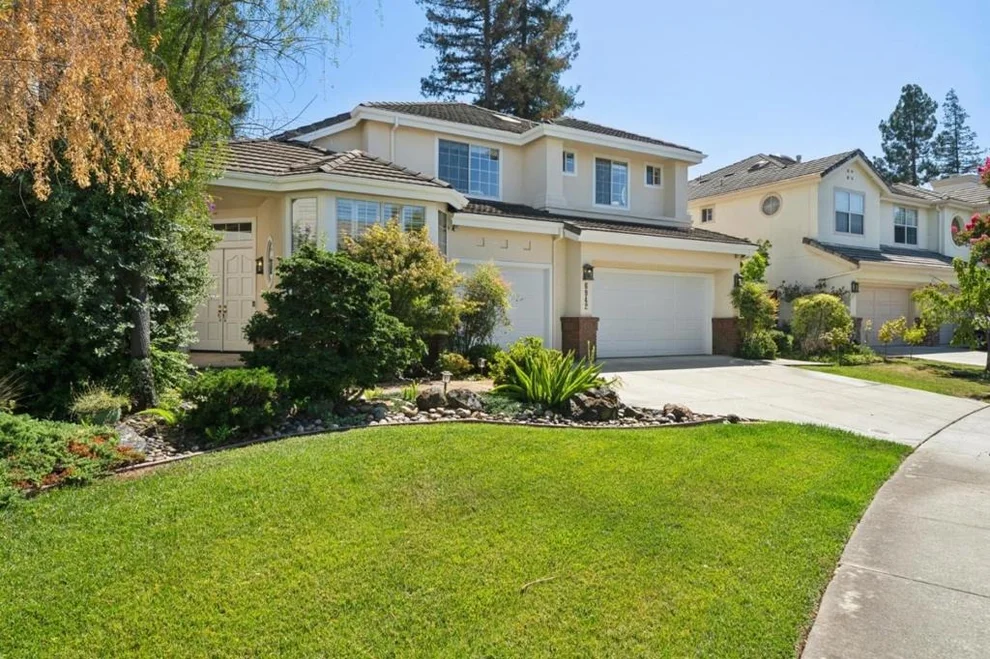 Unit for sale at 6942 Calabazas Creek Circle, San Jose, CA 95129