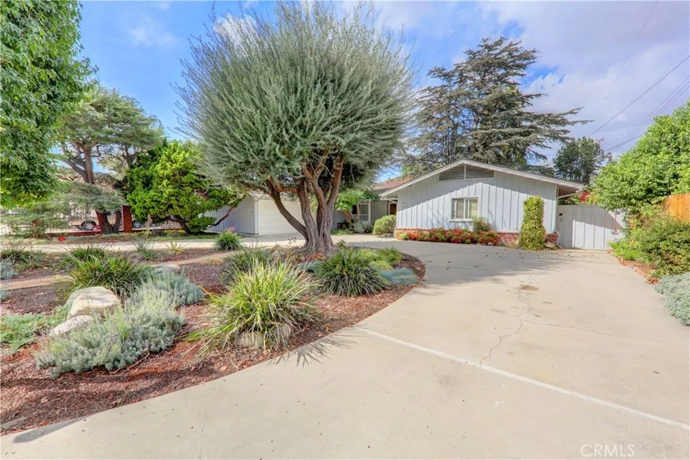 Unit for sale at 9211 Rives Avenue, Downey, CA 90240