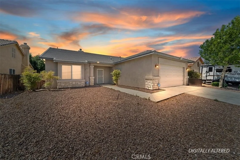 Unit for sale at 16155 Homoa, Victorville, CA 92395