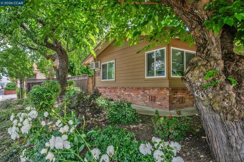 Unit for sale at 1591 3rd Ave, Walnut Creek, CA 94597