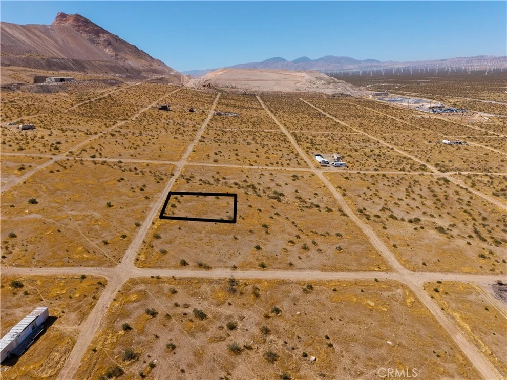 Unit for sale at 3 Comstock Avenue, Mojave, CA 93501