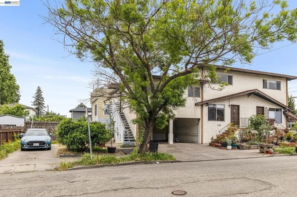 Unit for sale at 5963 MACCALL STREET, Oakland, CA 94609