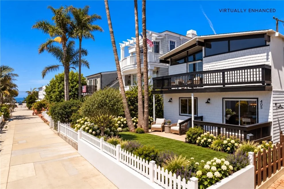 Unit for sale at 405 10th Street, Manhattan Beach, CA 90266