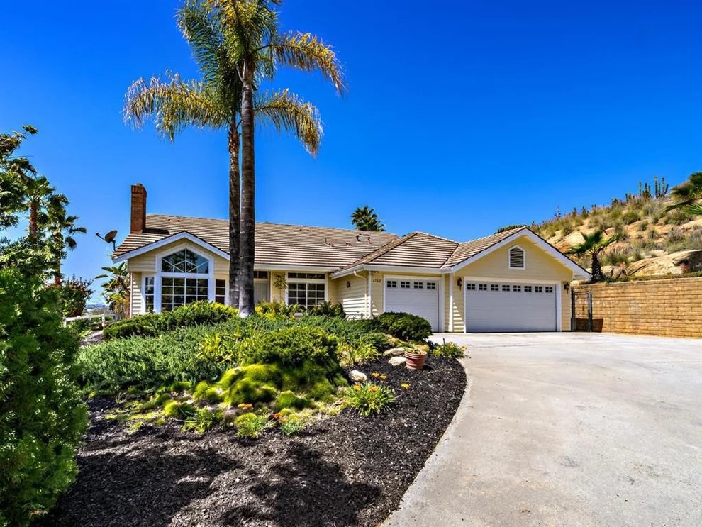 Unit for sale at 2762 Jody Pl, Escondido, CA 92027