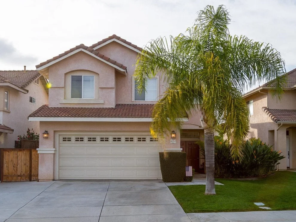 Unit for sale at 627 Sonoma, San Marcos, CA 92078