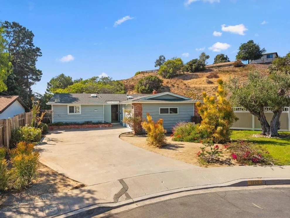Unit for sale at 1728 Corsica, San Diego, CA 92111