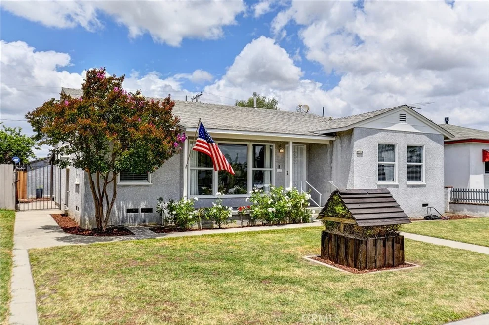 Unit for sale at 7407 Broadway Avenue, Whittier, CA 90606