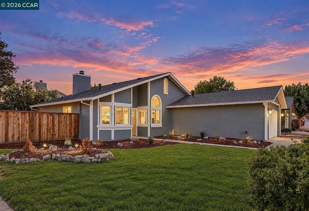 Unit for sale at 301 Maude Ct, Oakley, CA 94561