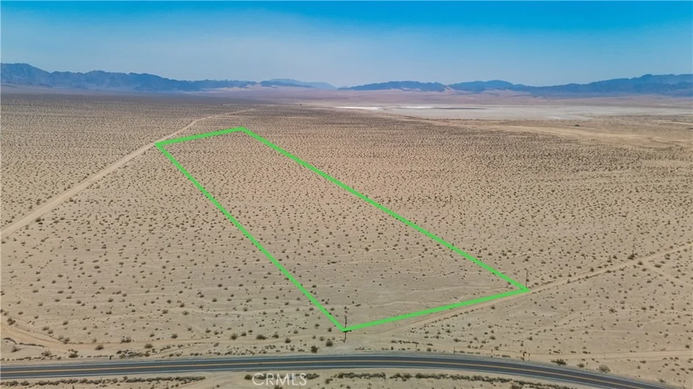 Unit for sale at 100 Ironage Peak Road, 29 Palms, CA 92277