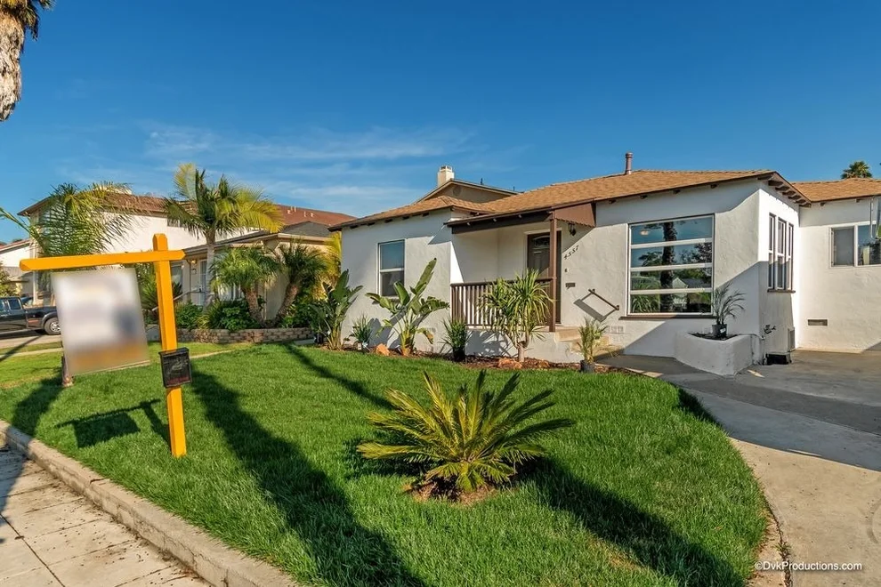 Unit for sale at 4557 Winona Ave, San Diego, CA 92115