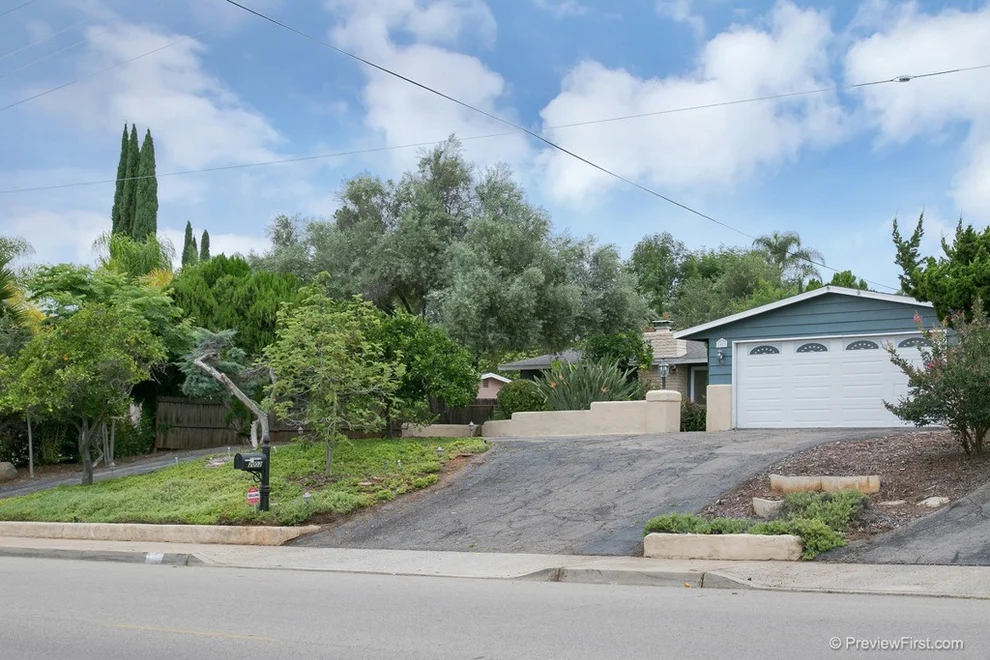 Unit for sale at 2002 Sunset Dr., Escondido, CA 92025