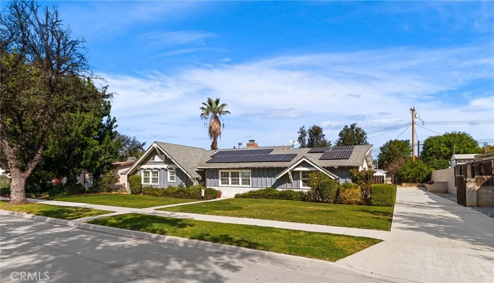 Unit for sale at 209 Anita Court, Redlands, CA 92373