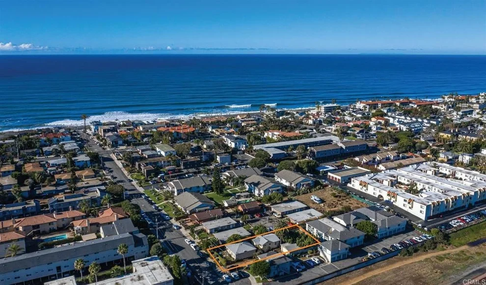 Unit for sale at 376 378 Acacia Avenue, Carlsbad, CA 92008
