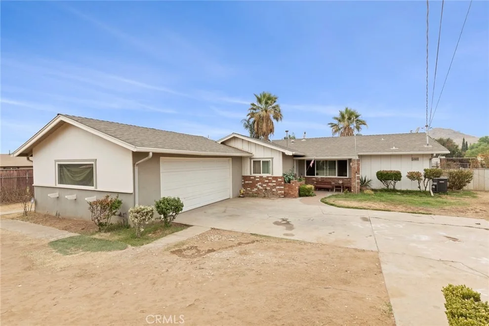 Unit for sale at 5910 Norwood Avenue, Riverside, CA 92505