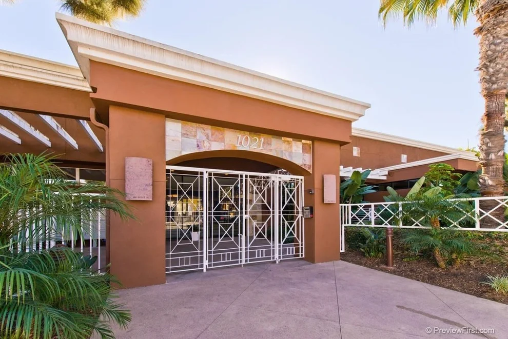 Unit for sale at 1021 Scott St, San Diego, CA 92106