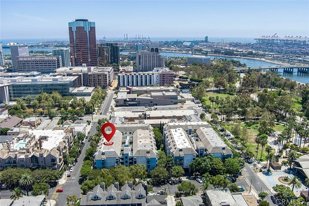 Unit for sale at 720 W 4th, Long Beach, CA 90802
