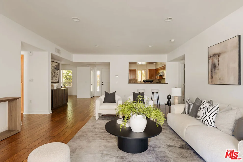 Unit for sale at 8238 W Manchester Avenue, Playa Del Rey, CA 90293