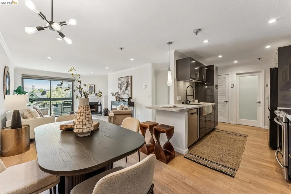 Unit for sale at 389 Belmont Street, Oakland, CA 94610