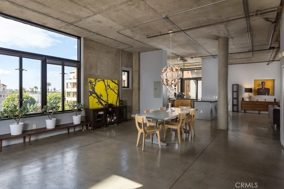 Unit for sale at 835 Locust Avenue, Long Beach, CA 90813