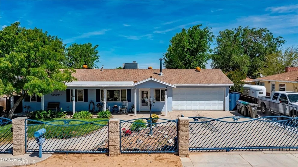 Unit for sale at 3111 W Avenue L6, Lancaster, CA 93536