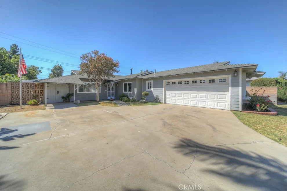 Unit for sale at 6213 Rimbank, Pico Rivera, CA 90660