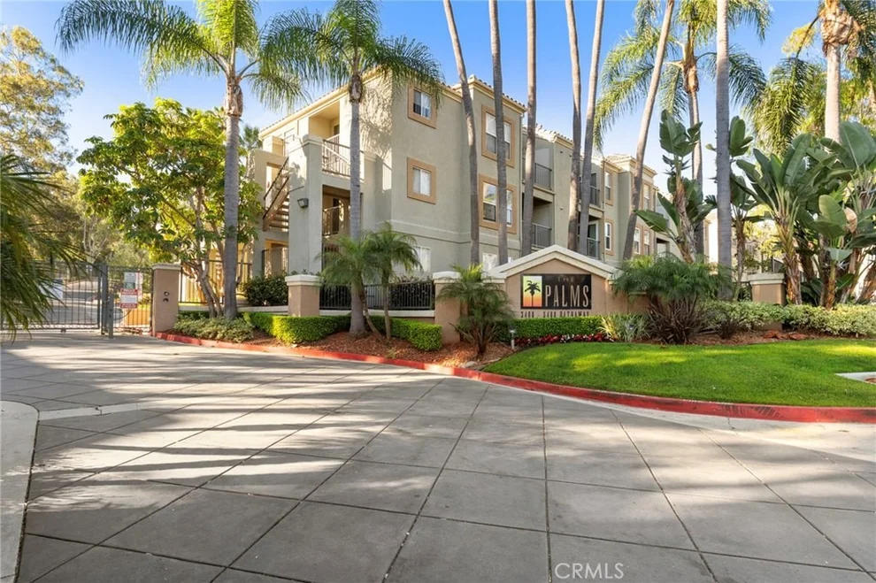 Unit for sale at 3472 Hathaway Avenue, Long Beach, CA 90815