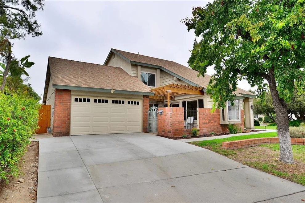 Unit for sale at 4390 Via Sorpresa, San Diego, CA 92124
