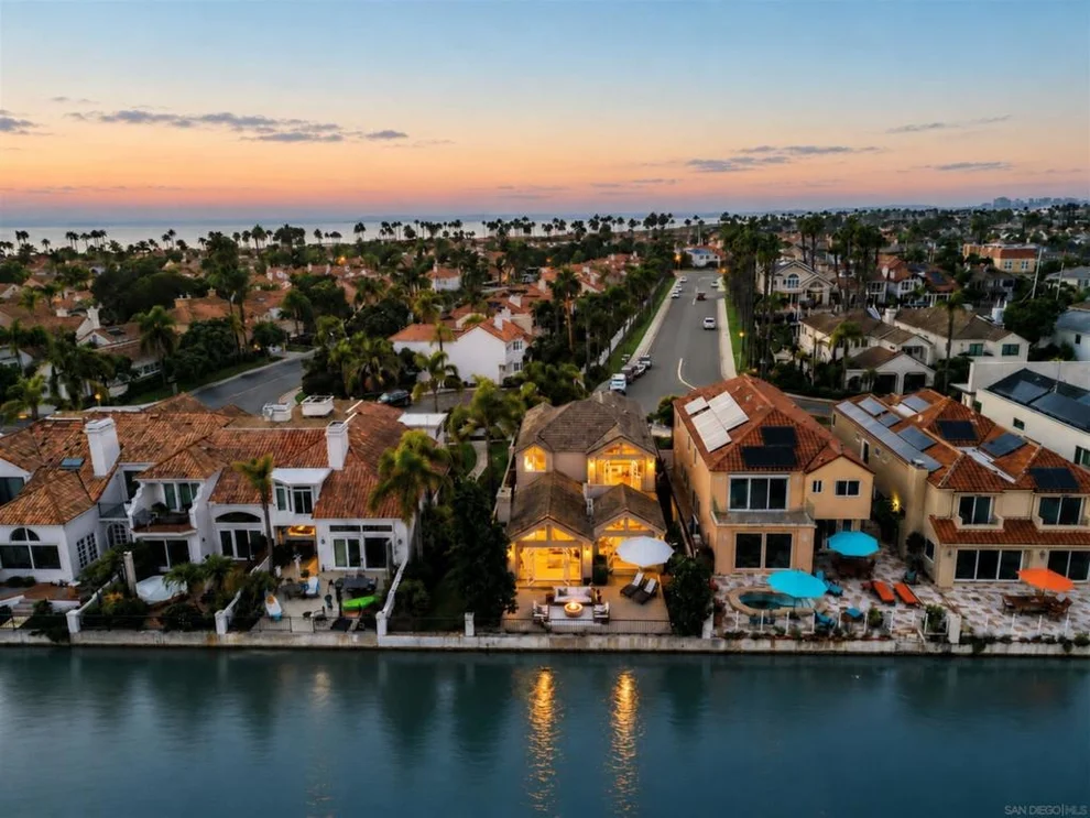 Unit for sale at 69 Spinnaker Way, Coronado, CA 92118