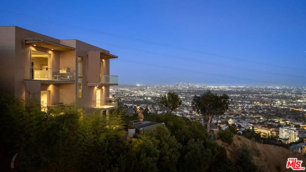 Unit for sale at 1600 Viewmont Drive, Los Angeles, CA 90069