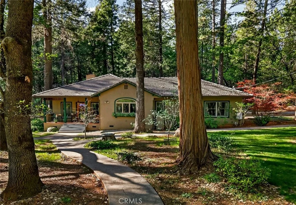 Unit for sale at 62 Hollow Oak Lane, Chico, CA 95973