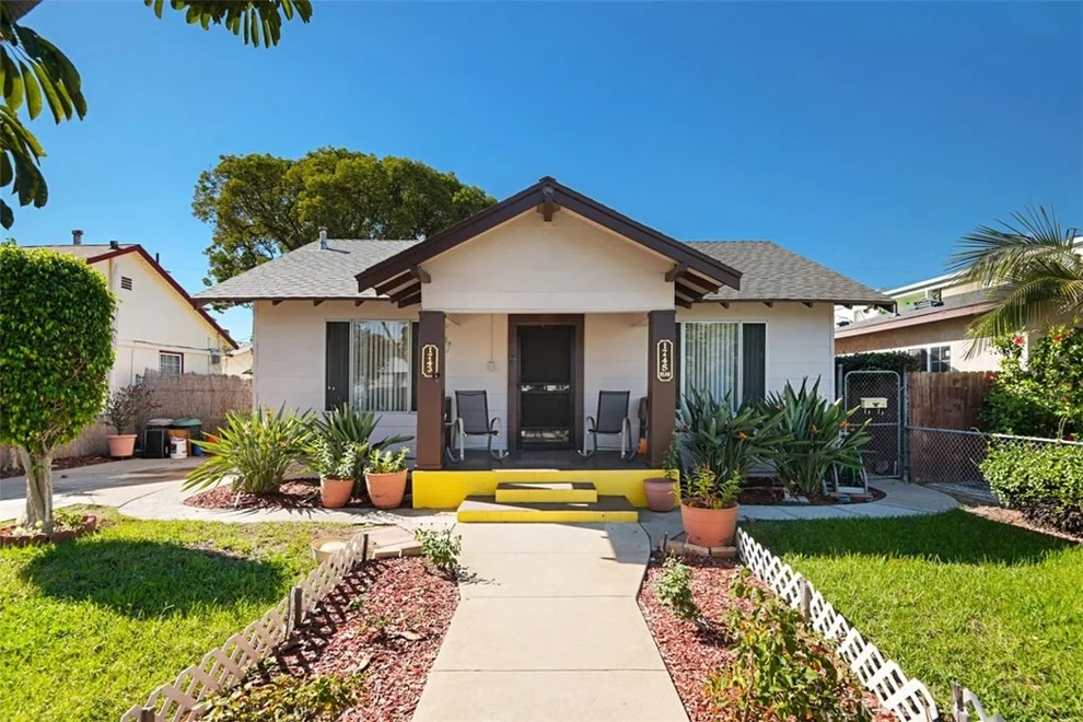 Unit for sale at 1743 Sherman Place, Long Beach, CA 90804