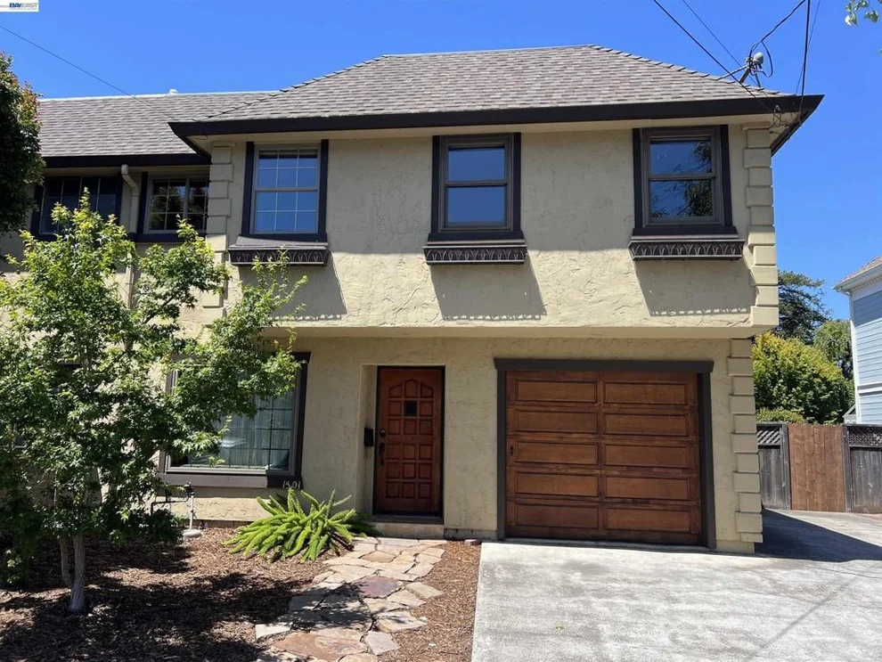 Unit for sale at 1501 8Th St, Alameda, CA 94501