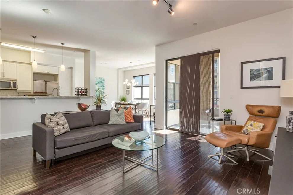Unit for sale at 395 E 4th Street, Long Beach, CA 90802