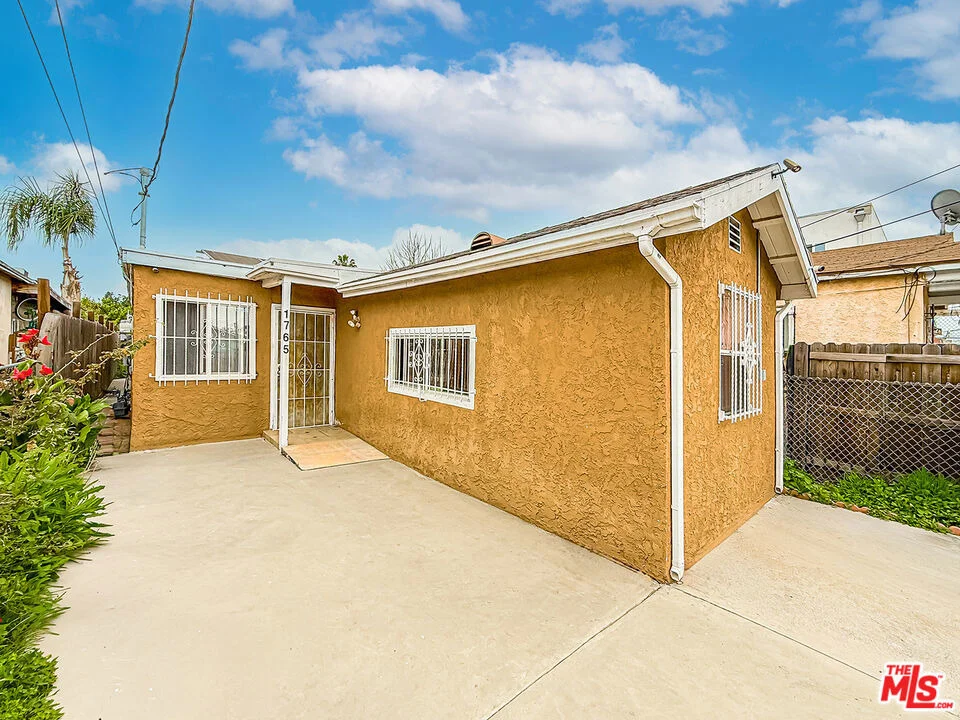 Unit for sale at 1765 E 113th Street, Los Angeles, CA 90059