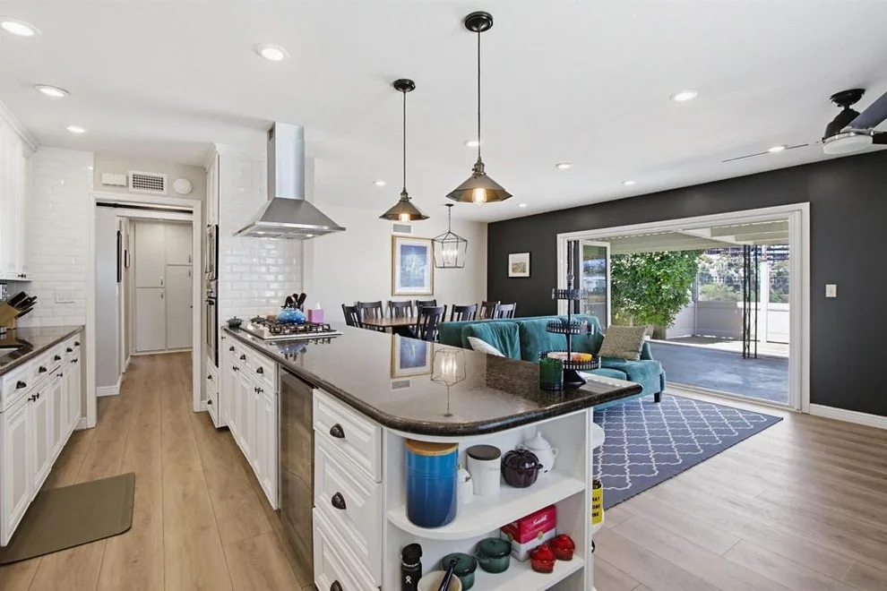 Unit for sale at 8426 Fireside Ave, San Diego, CA 92123
