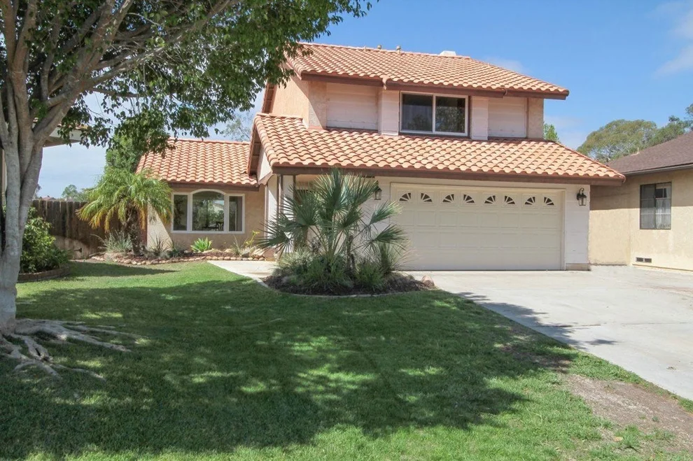 Unit for sale at 10874 Canyon Hill Ln, San Diego, CA 92126