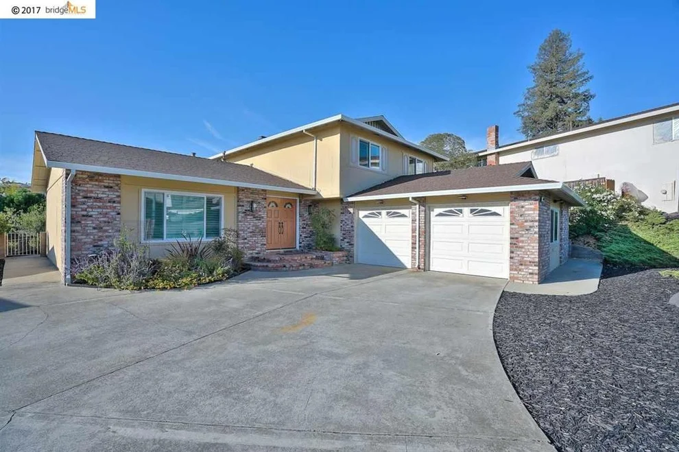 Unit for sale at 26917 Claiborne Ct., Hayward, CA 94542