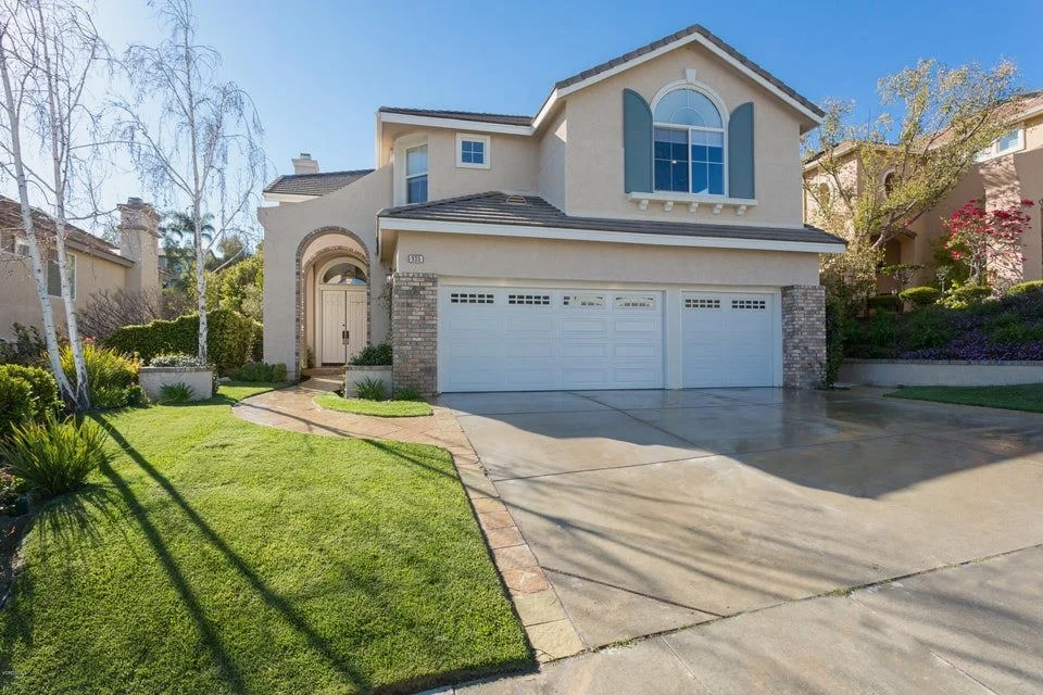 Unit for sale at 935 Ellesmere Way, Oak Park, CA 91377