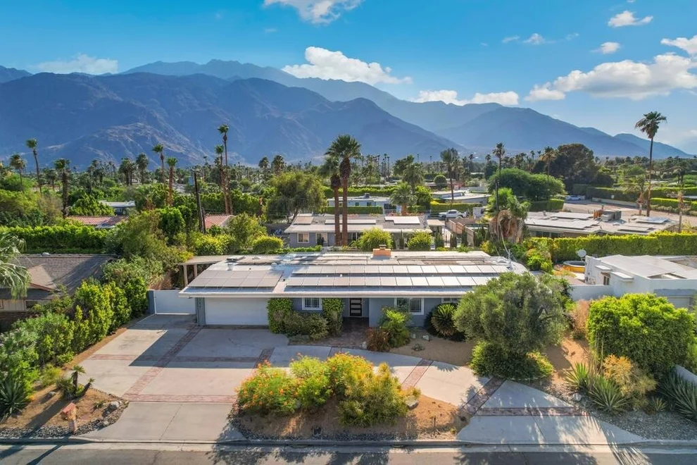 Unit for sale at 1177 N Sunrise Way, Palm Springs, CA 92262